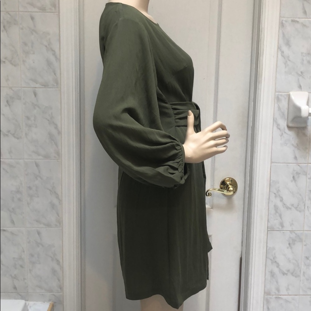 TIE FRONT OR BACK BELTED OLIVE DRESS - Picture 6 of 8